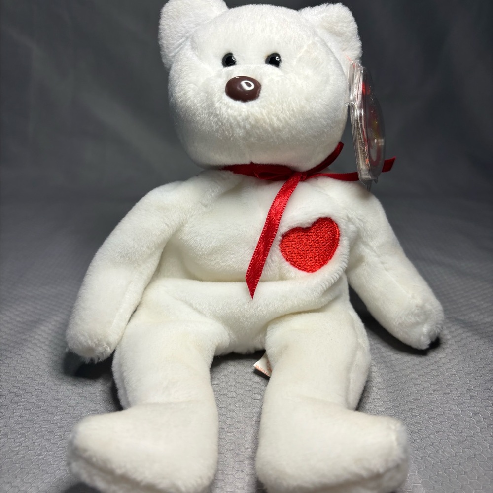 Ty Beanie Baby Valentino-White Bear- Red Heart & Bow-Error Tags 1993/1994